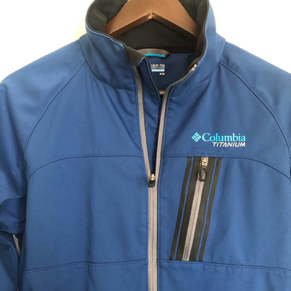 Men’s Colombia Titanium Soft Shell Jacket - Picture 4 of 5